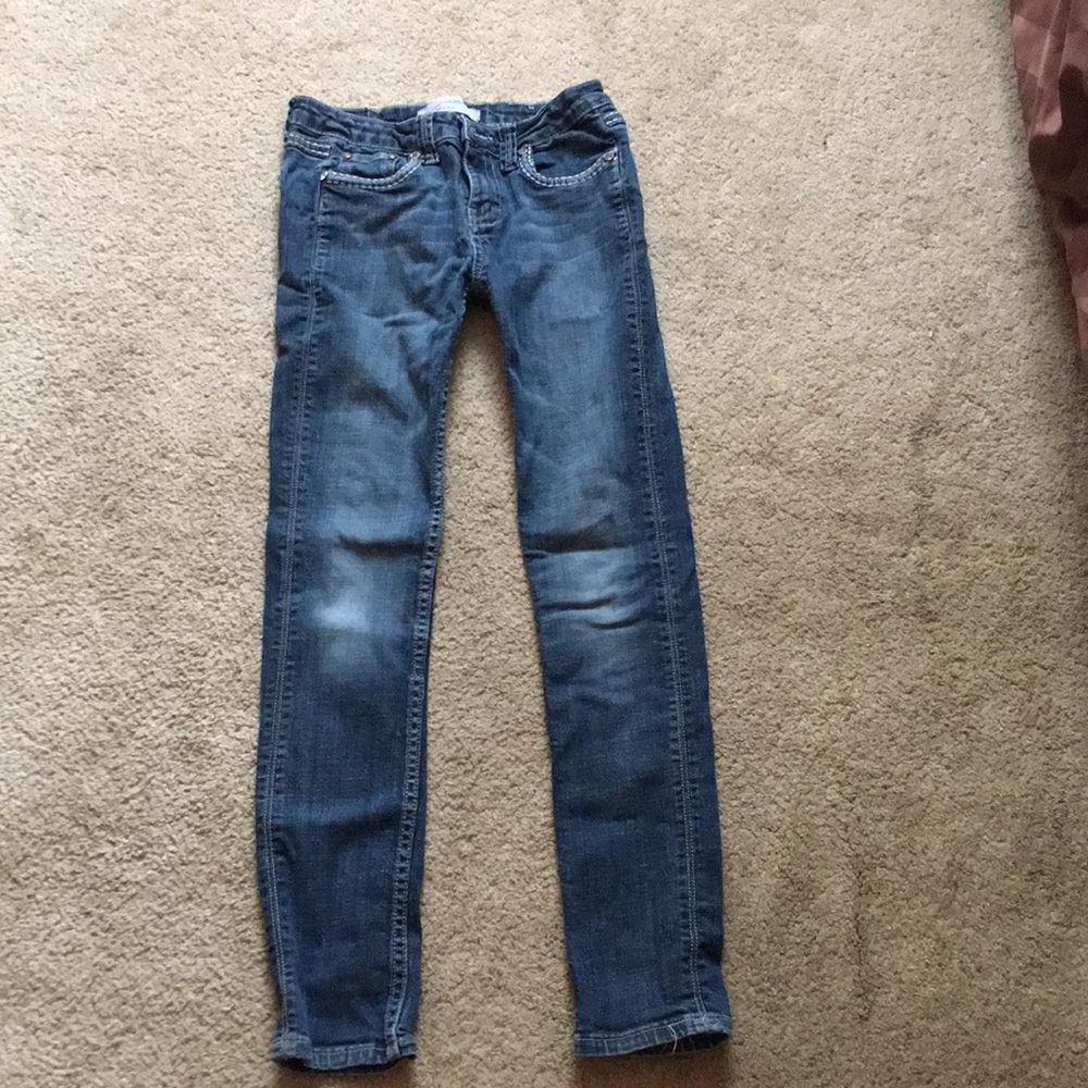 No stretch blue jeans